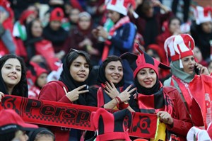 گفت و گو با یک تماشاچی زن غیرگزینشی !