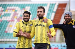 زمان خداحافظی کاپیتان پارس جنوبی از فوتبال