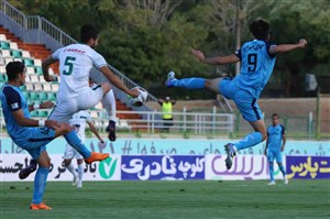 پیکان جلالی در موقعیت ذوب آهن قلعه نویی (یادداشت)