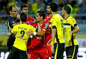 در انتظار بازی باشکوه پرسپولیس - سپاهان
