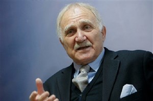 داستان منحل شدن باشگاه شاهین از زبان حسین کلانی