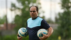 عالمی: مطمئنم در پایان استقلال یک جام میآورد