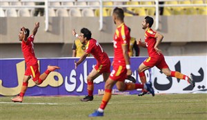 پاداش 100 میلیونی شکست پرسپولیس به فولادیها