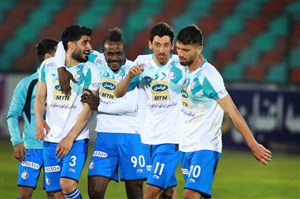 شنل قهرمانی هر هفته یک رنگ است