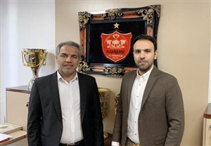 با پرسپولیس همچنان در مسیر قهرمانی خواهیم بود
