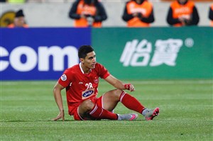 محمد نادری امروز با پرسپولیس تمدید میکند