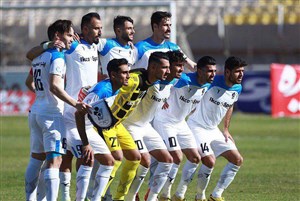 یازده بازیکن پیکان مقابل تراکتور
