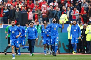 نفر به نفر با استقلالیها در دربی ۸۹