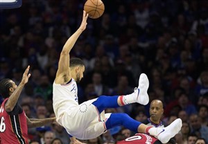 پلیآف لیگ NBA| شکست خانگی وریرز