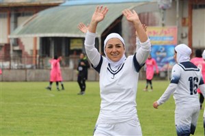 قصه اولین زن فوتبالیستی که در ایران قرارداد صدمیلیونی بست