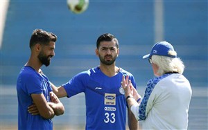 اواسط فصل پیش می خواستند شفر را برکنار کنند که نتوانستند