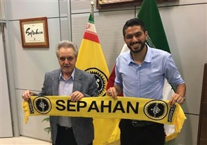 از قرارداد مصلح با سپاهان تا خرید خارجی گل گهر سیرجان