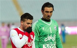 تشویق شدید سرخابی های مشهد؛ رحمتی و رفیعی