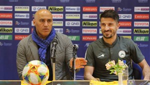 صحبت های منصوریان و حدادی فر قبل از بازی با الاتحاد