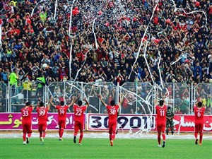 سرخپوشان مازندرانی همچنان در سردرگمی مدیریتی