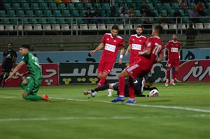 ذوبآهن 0 – تراکتور 0؛ زیبا و جذاب اما بدون گل!