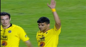 گل دوم سپاهان به ذوبآهن(استنلی)