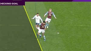 var هم اشتباه میکند؛ "گل لیورپول باید قبول میشد"