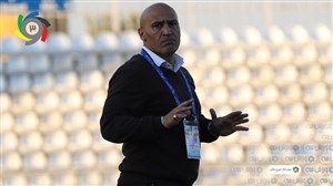 منصوریان مانع از صدور کارت مربی جدید ذوبآهن