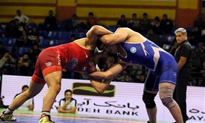 جنگ ستارگان کشتی ایران و جهان در آزادی