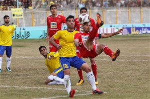 پرسپولیس خاطره کدام نفت را تکرار می کند؟