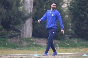از شروع دوران فوتبالی تا استقلال با علی کریمی