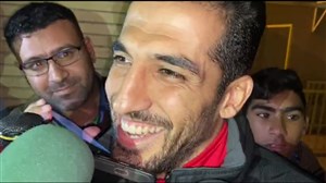 استقبال شدید از وحید امیری پس از بازی