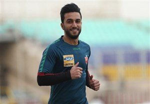 تکذیب مذاکره تراکتور با هافبک پرسپولیس
