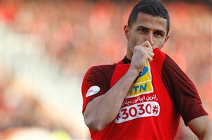 علی علیپور: افتخار میکنم پیراهن پرسپولیس را میپوشم
