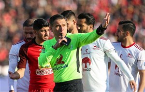شکایت تراکتوریها از داور بازی با پرسپولیس