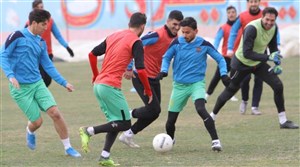 آغاز تمرینات نساجی با کادر فنی جدید در درفشیفر