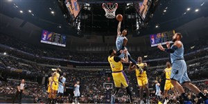 کاهش دستمزد بازیکنان NBA در صورت لغو لیگ