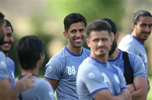 گزارش: با لباس مبدل؛ جاسوسی از استقلال !
