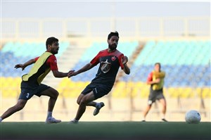 پرسپولیس ۰- سایپا ۰؛ فرصتسوزی با پنالتی و چیپ!