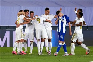رئال 2-0 آلاوس: عکس کهکشانیها روی جام