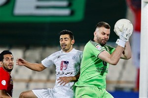 پای بوژیدار هم در پرسپولیس لغزید