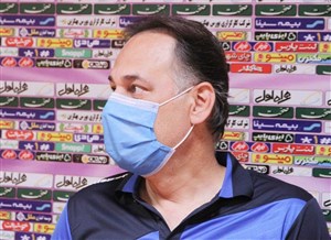 نامجومطلق: حق بازیکنان ماست که یک جام بگیرند