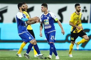 استقلالیها پاداش خود را دریافت کردند