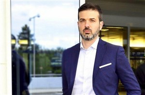 استراماچونی گزینه هدایت یک تیم دسته دومی!
