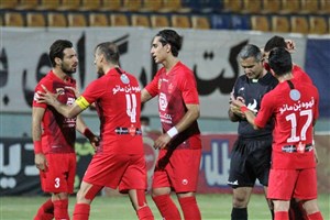 نظر کارشناسان داوری درباره بازی گل گهر-پرسپولیس