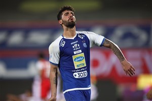 دانشگر امشب به قطر سفر میکند