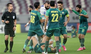 فریاد استقلالیها بر سر داور؛ پنالتی بود!