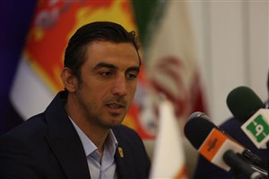 مهدی رحمتی: همین الان هم پیشنهاد بازی دارم