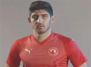 مهدی ترابی پیراهن العربی را تن زد(عکس)