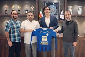 نادری روش بازی فکری را عوض می کند