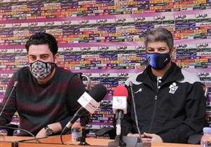 واکنش مربی پیکان به اظهارات سرمربی نساجی