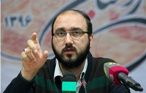 فروغی: فردوسی پور مظلوم نمایی میکند