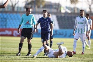 عذرخواهی هافبک جوان پیکان از محسن ربیعخواه