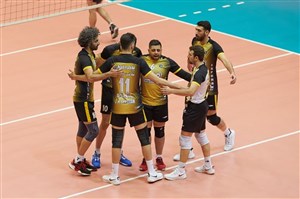 صعود سپاهان و هراز به پلیآف قطعی شد