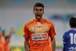 ماهینی: توپهای ما برابر پرسپولیس گل نشد